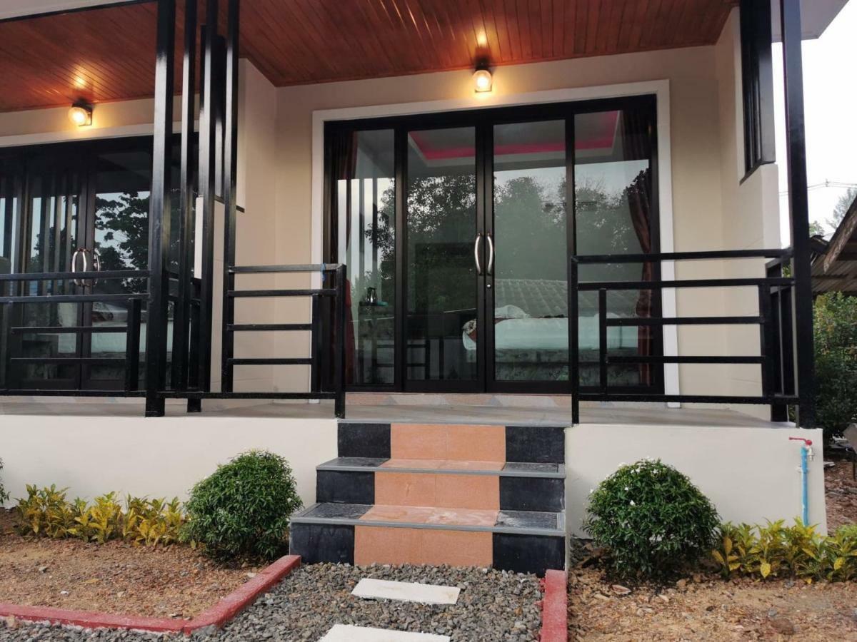 Laila​ place Hotel Ko Lanta Exterior foto