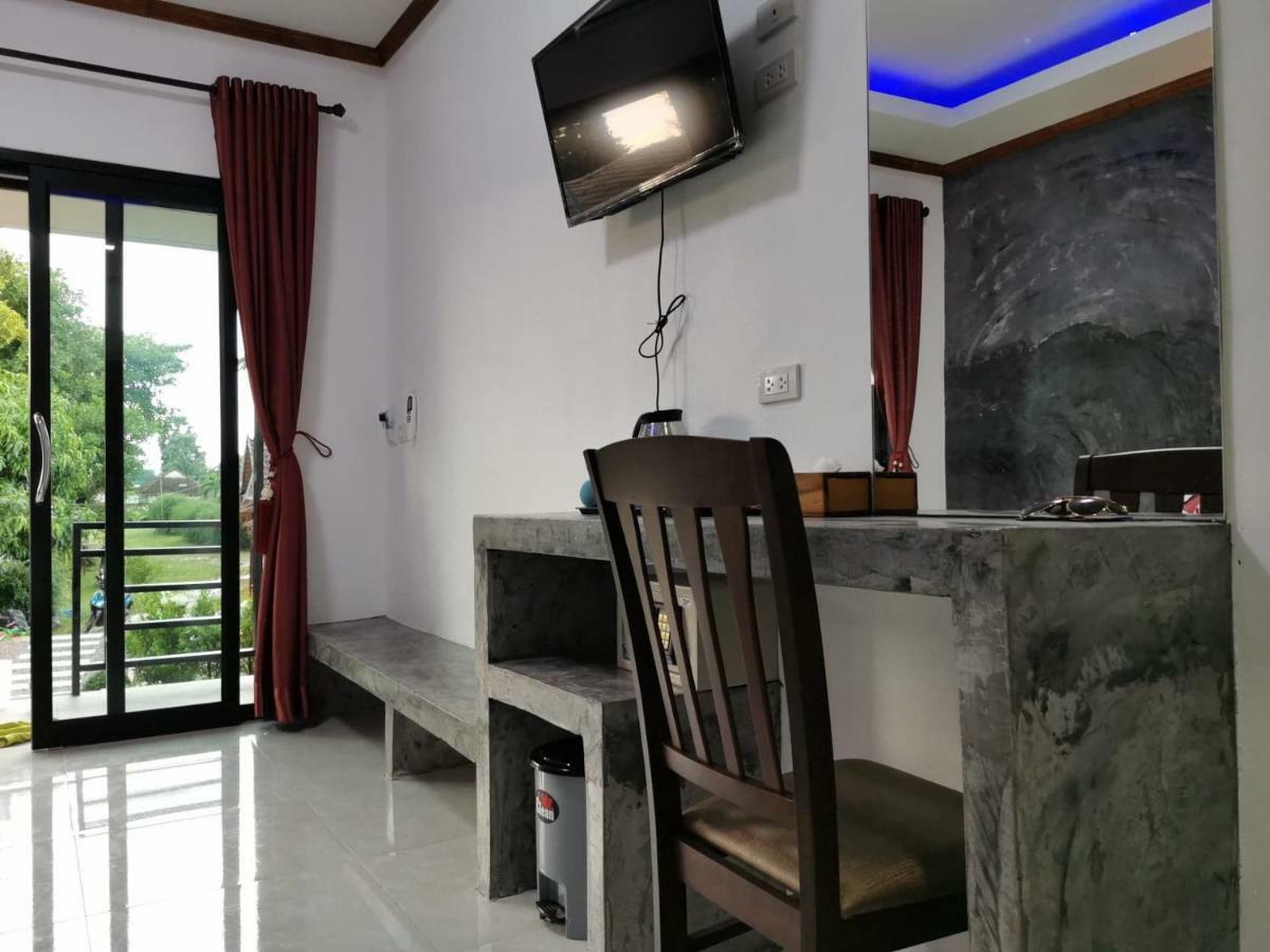 Laila​ place Hotel Ko Lanta Exterior foto
