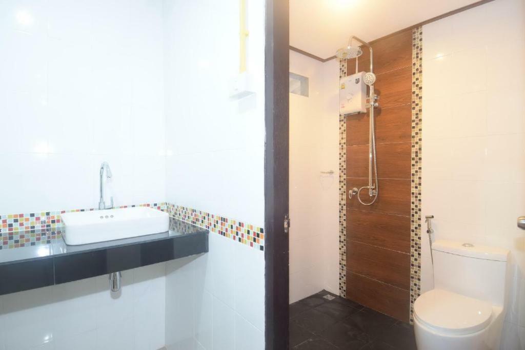 Laila​ place Hotel Ko Lanta Exterior foto